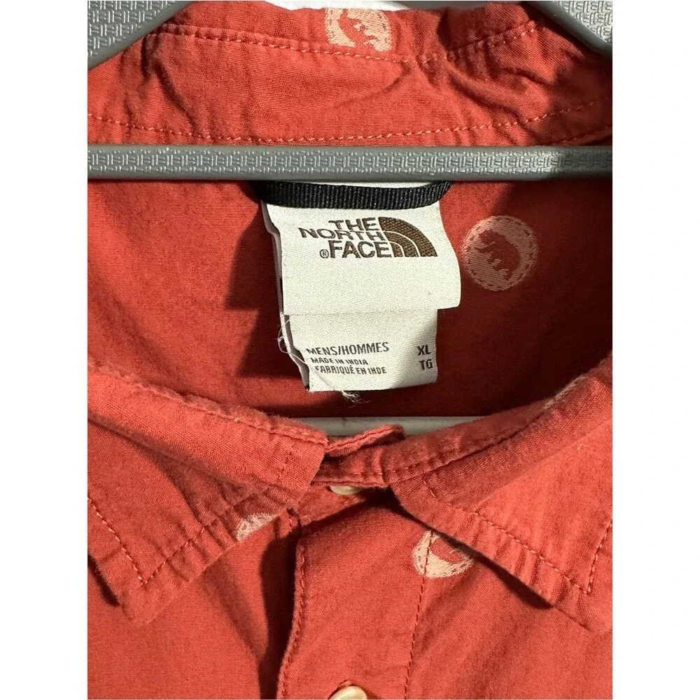 The North Face Mens XL Button Up Shirt Rust Bear Print Short Sleeve Cotton